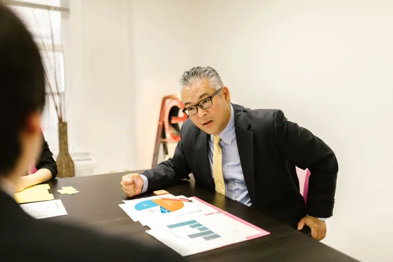 What the Pause Means: Decoding Japanese Business Silence for French-American Entrepreneurs